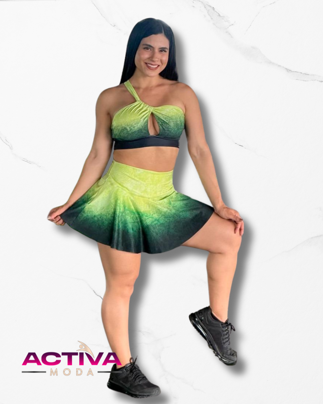 Set Deportivo Top y Falda