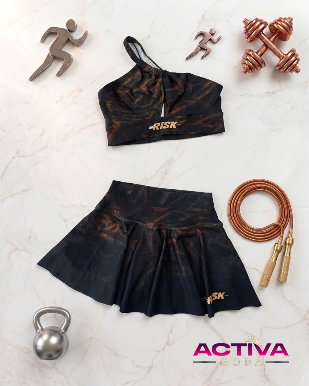 Set Deportivo Top y Falda
