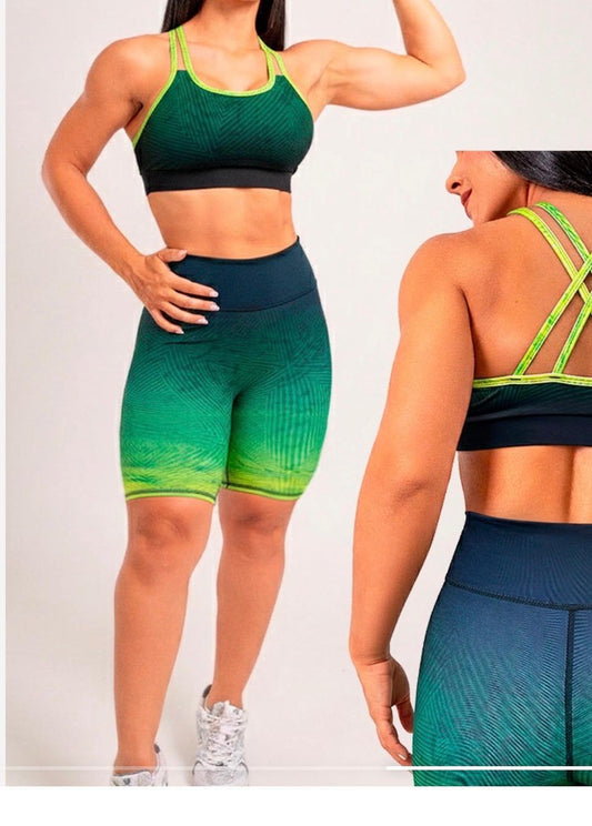Set pantalón corto tipo "biker" y top - Set Deportivo de Alta Compresión